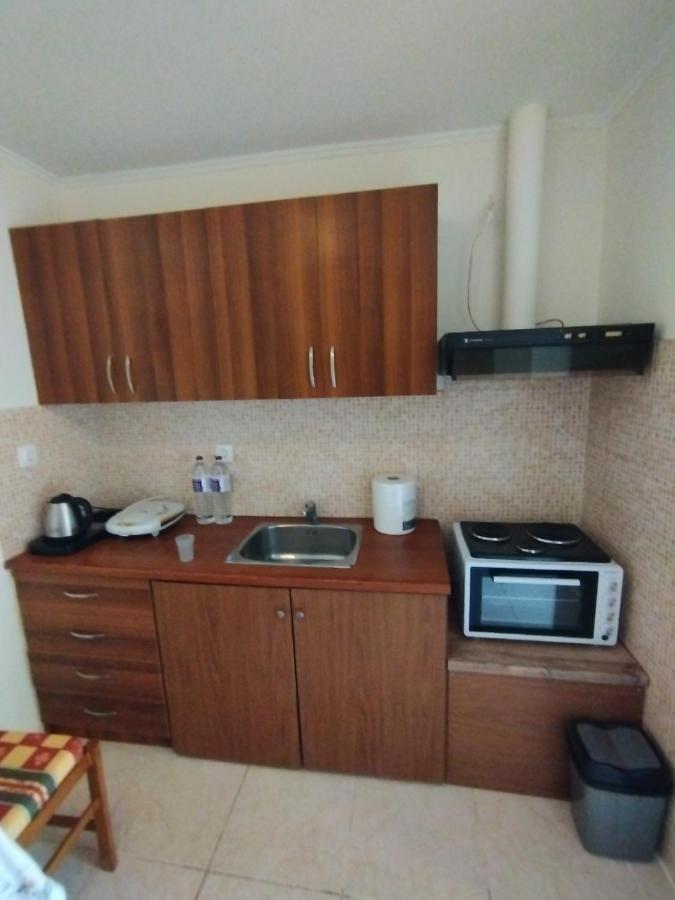 Home Amalias Kompitsion Экстерьер фото